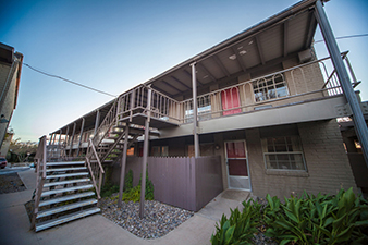 Seville West Apartments Thumb 3